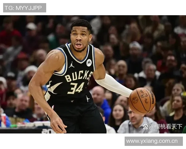 字母哥32分钟内表现出色却无力挽回局势贡献26分11板8助令人唏嘘